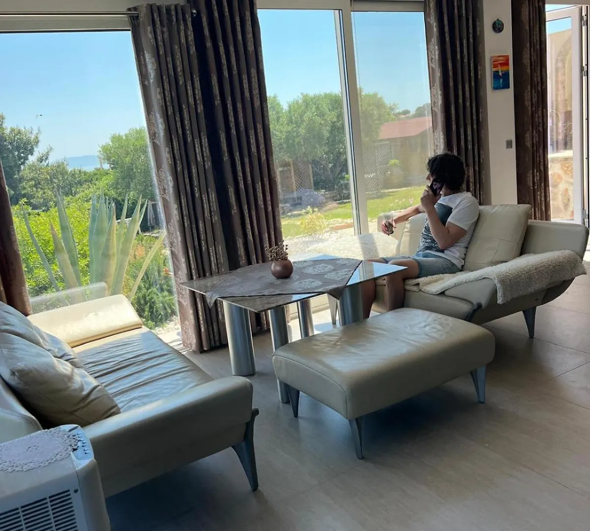 アパート Villa Irina, Nea Potidea Kassandra Beach