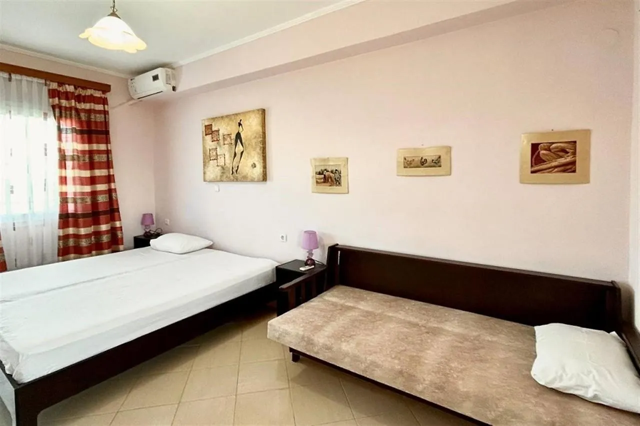 Apartment Villa Irina, Nea Potidea Kassandra Beach